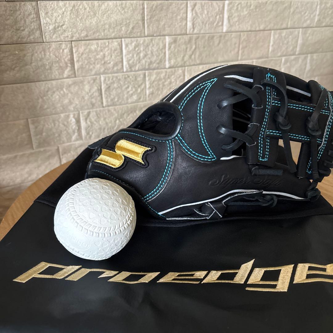 最終値下げ❤︎美品　試着のみ　SSK グローブ　収納袋ボール付き