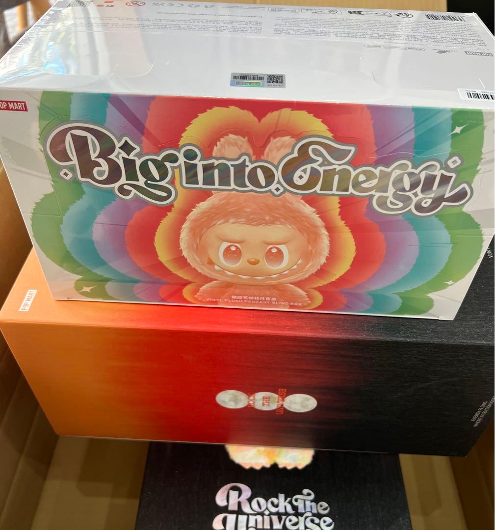 POP MART Big Into Energy ぬいぐるみ