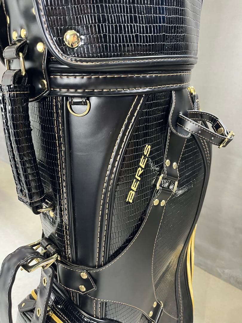 BERES ゴルフバッグ 黒/ゴールドクロコダイル風　本間ゴルフ