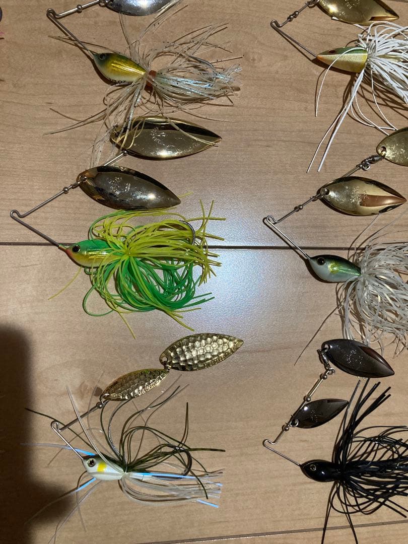 《お買い得大量セット》 スピナーベイト 21個　ジャッカル エバーグリーン