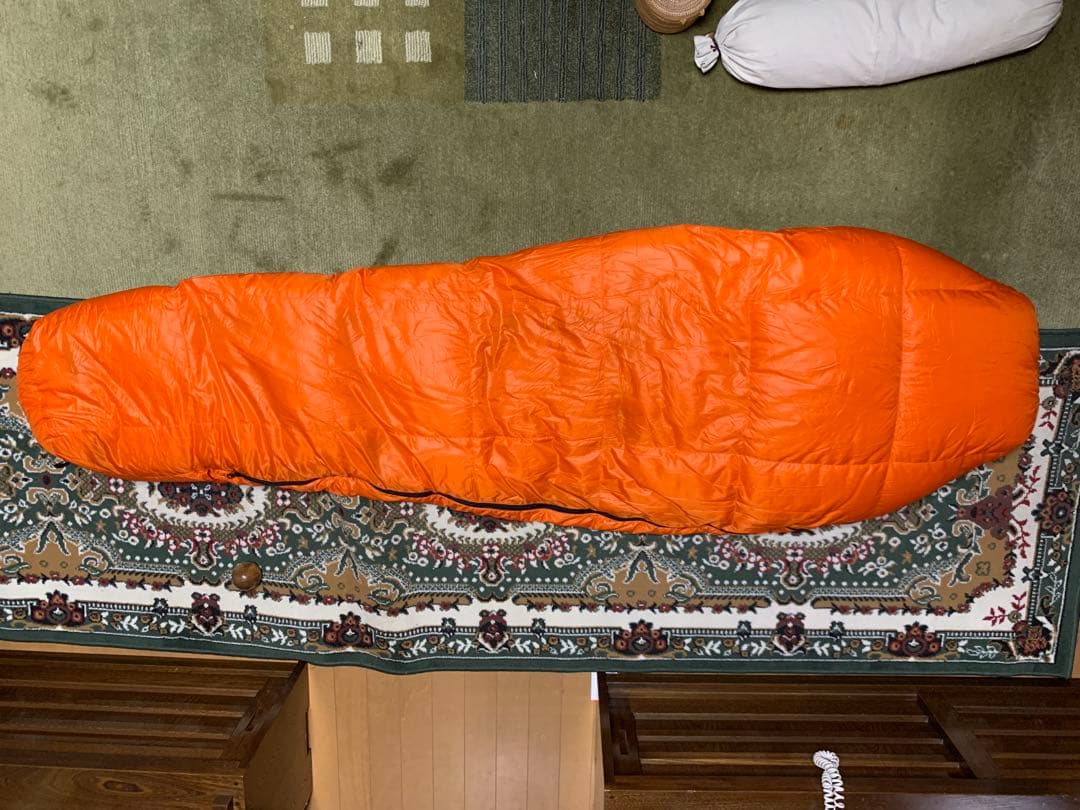 deuter ドイター　アストロ550ダウンスリーピングバッグ オレンジ