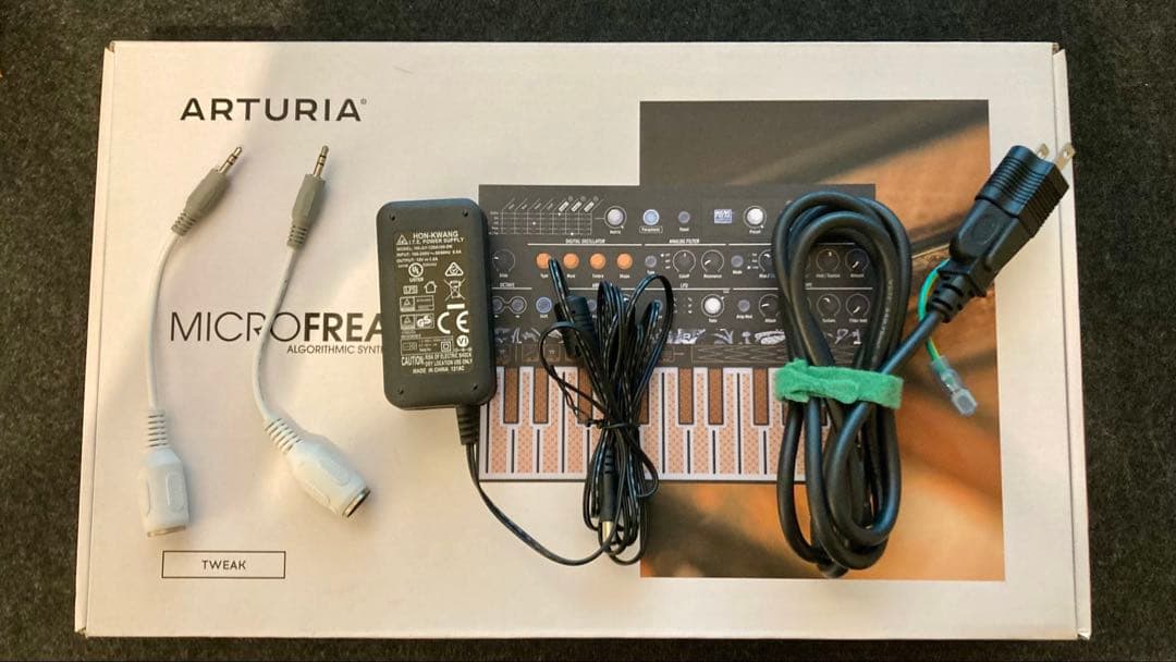 Arturia MicroFreak シンセサイザー 本体