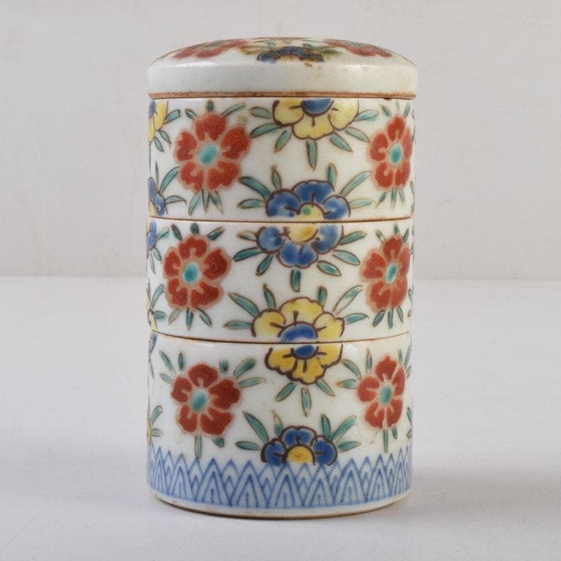 中国　粉彩　花草文　三段重箱　蓋物　V　8785