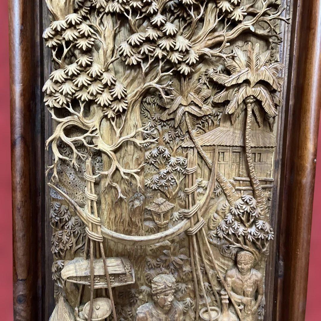 時代　木彫　浮き彫りの額A 約95×49.5㎝　東さ8-0131①