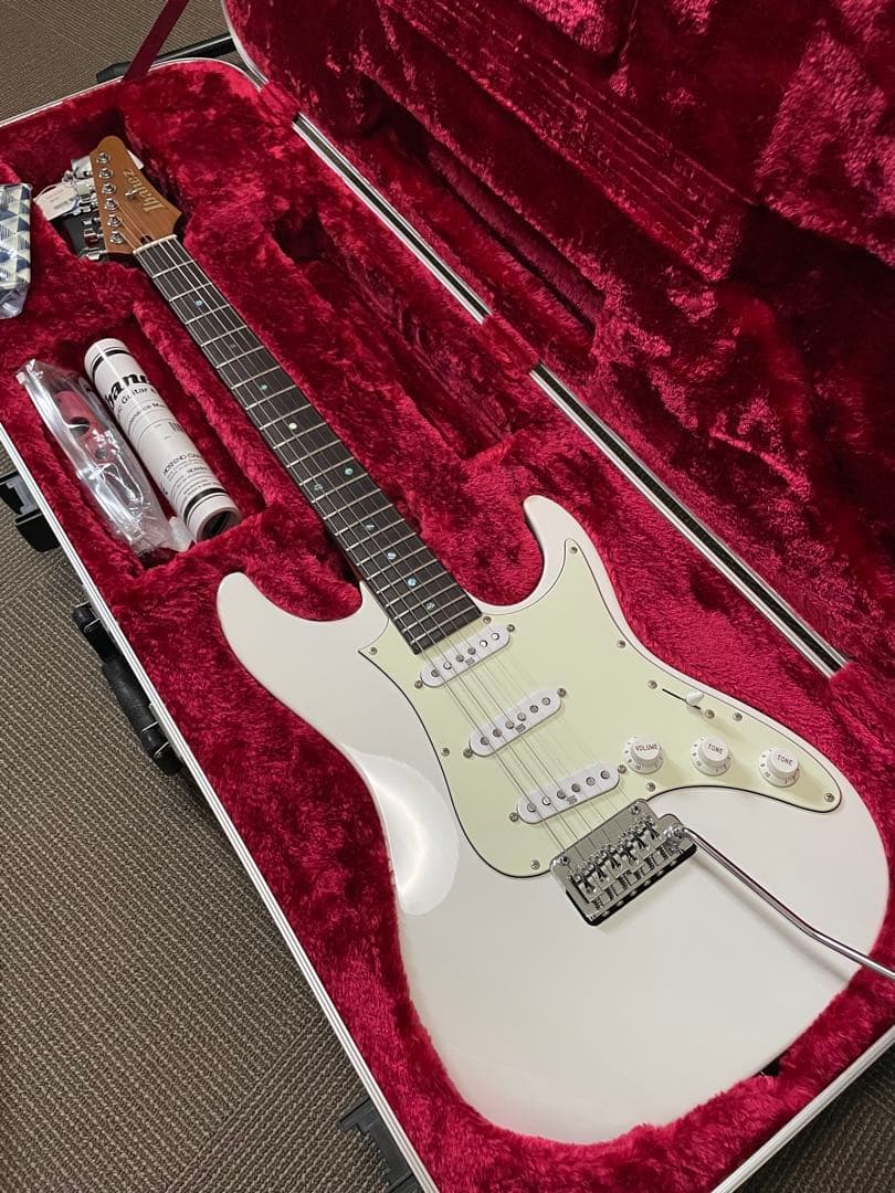 【極美品】Ibanez LM1-LWH・Luca Mantovanelli