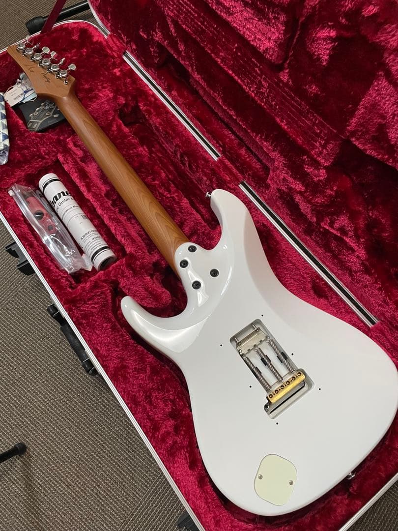 【極美品】Ibanez LM1-LWH・Luca Mantovanelli