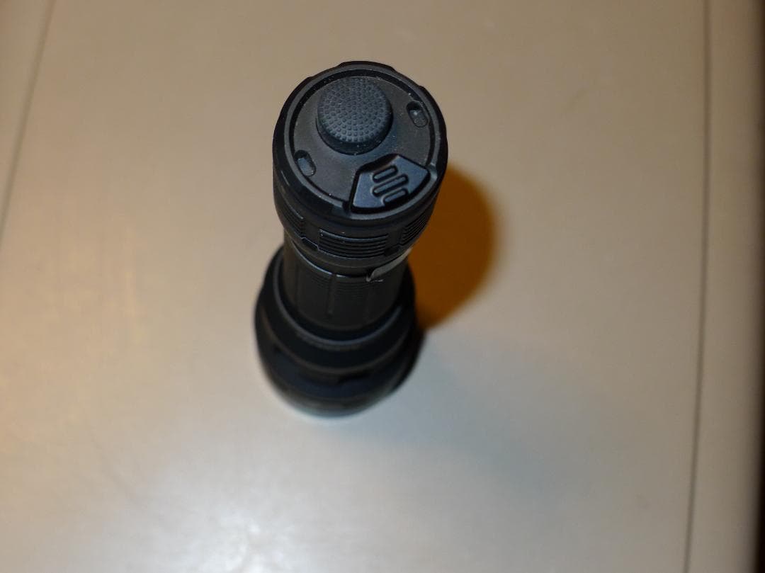 ACEBEAM DEFENDER P17 　XHP70.3 HI搭載