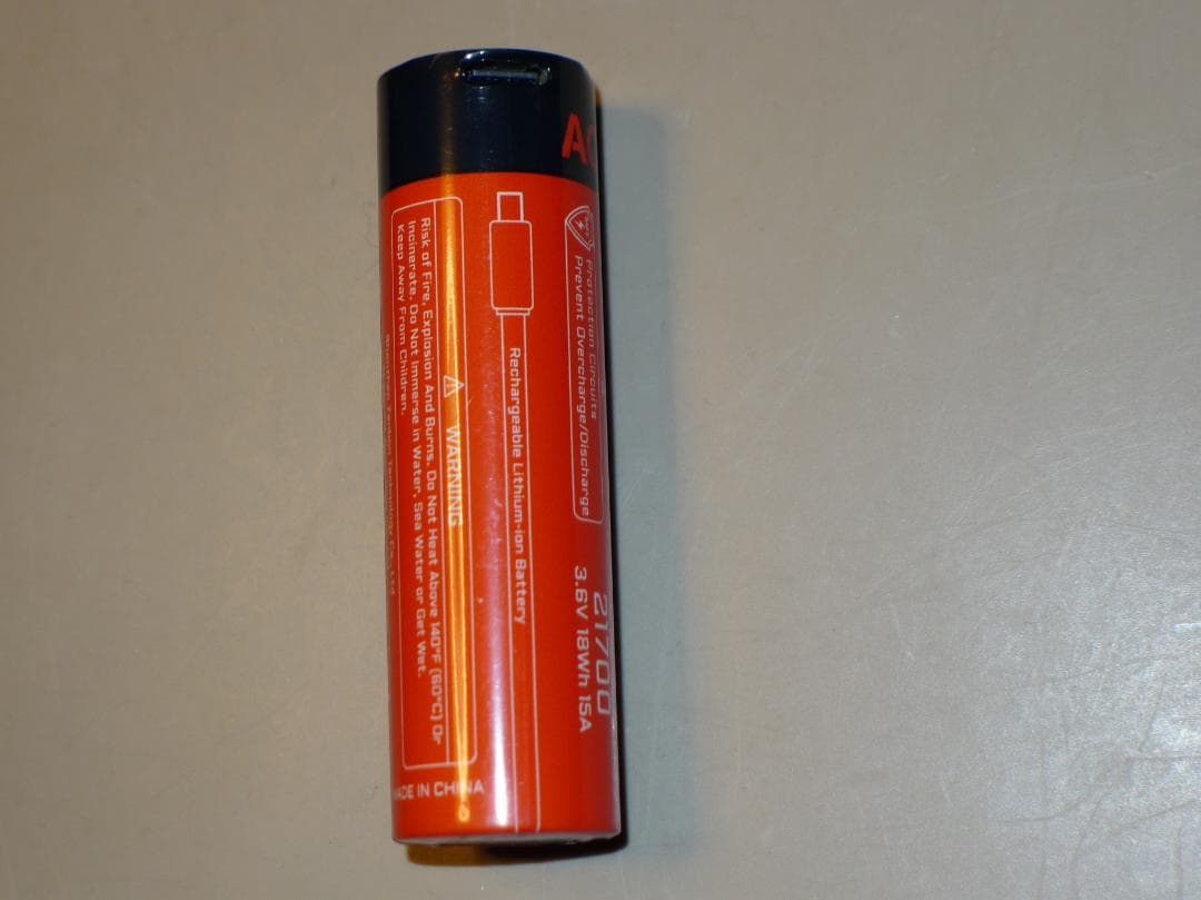 ACEBEAM DEFENDER P17 　XHP70.3 HI搭載