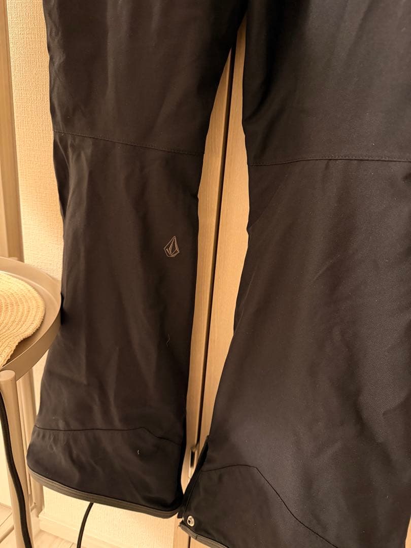 ボルコム　スノーボード　オーバーオール　ブラック