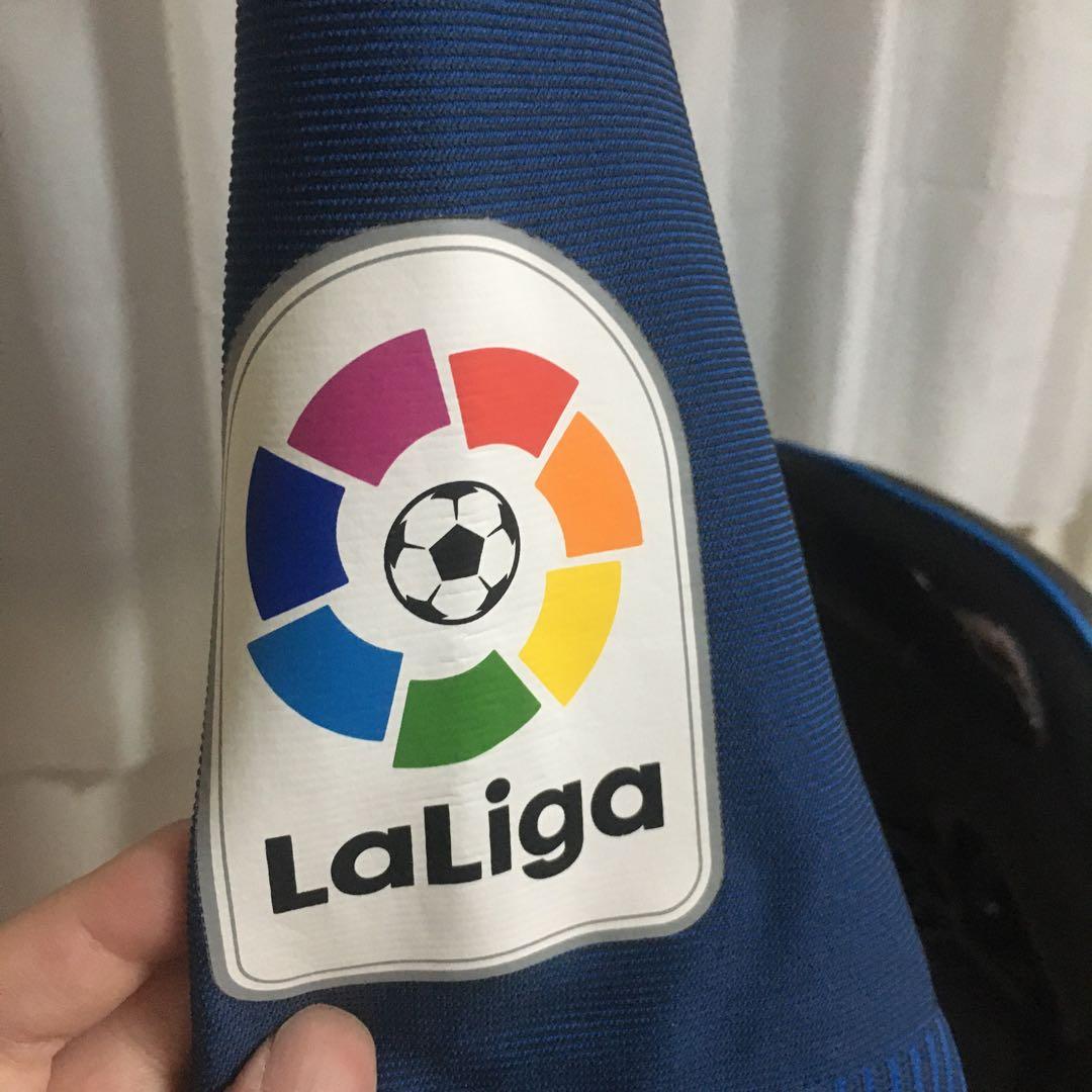 伝説‼️16-17 バルセロナ　メッシ　オーセンティック