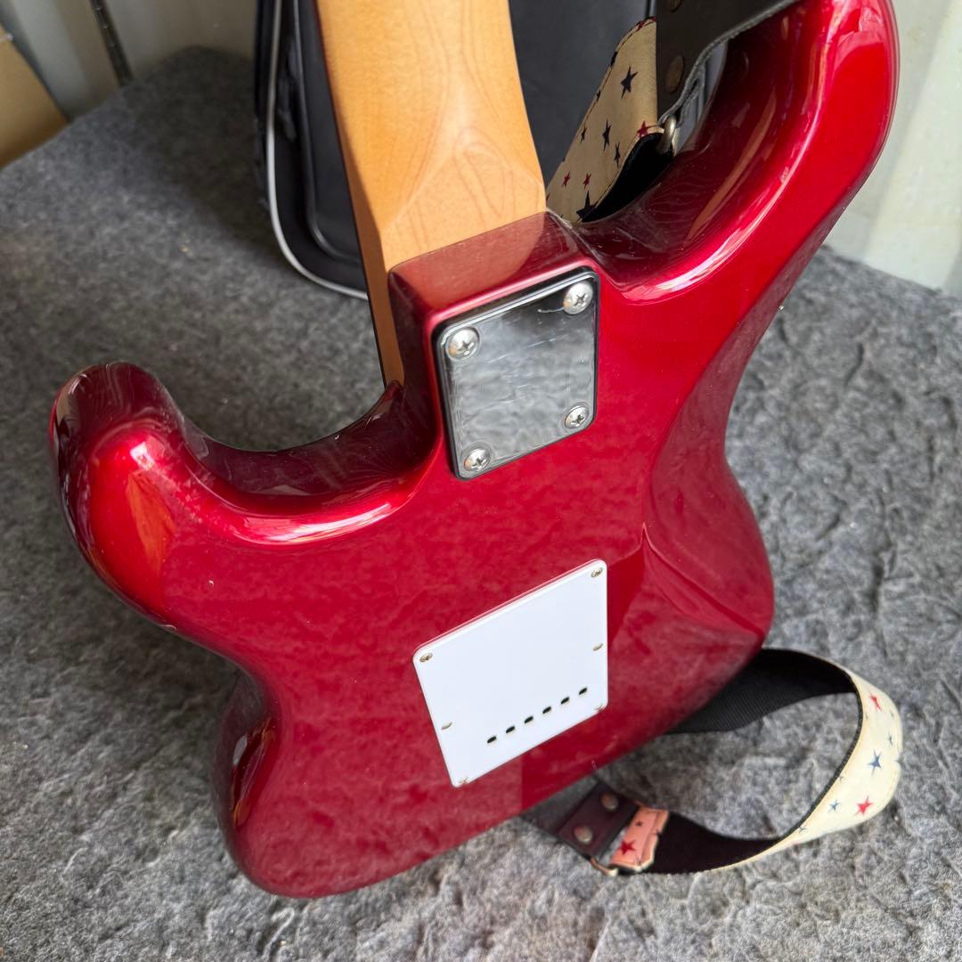 k81激安早い者勝ち✨　mavis メイビス　石橋楽器　ストラト　エレキギター