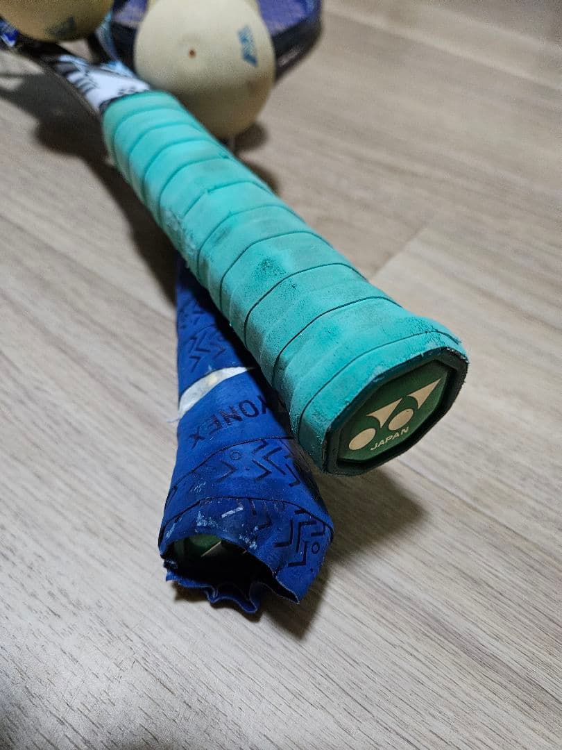 YONEX VCORE ラケット2本 ボール5個セット