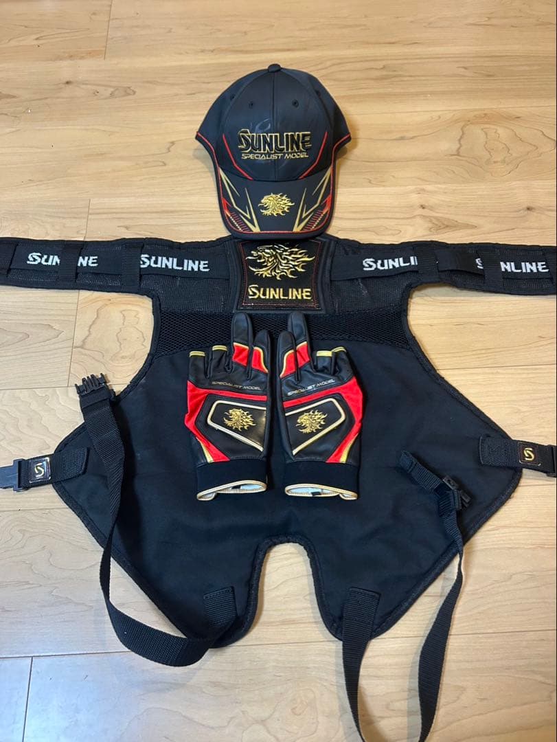 SUNLINE フィッシンググローブ　キャップ　ヒップガードセット販売
