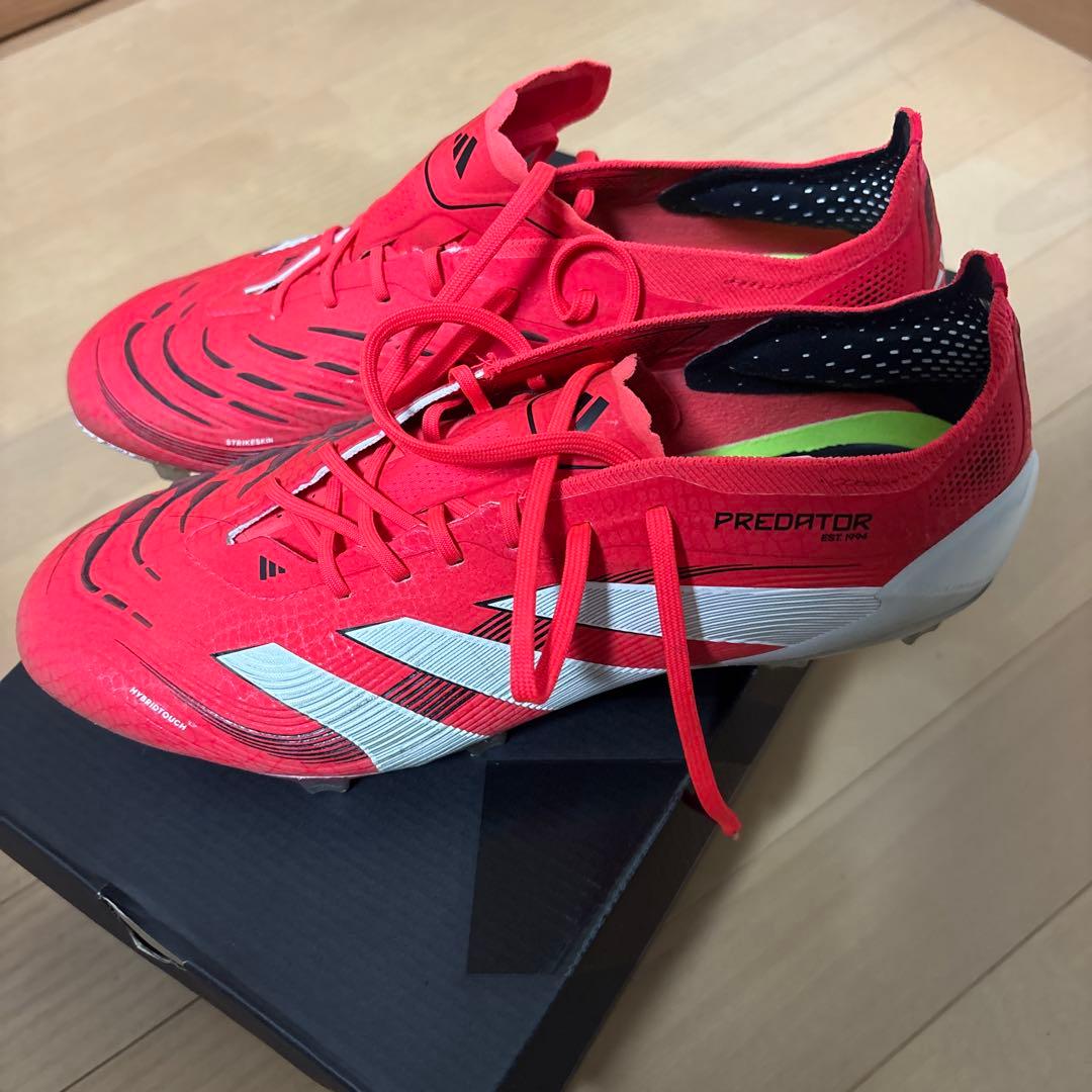 adidas Predator サッカーシューズ レッド
