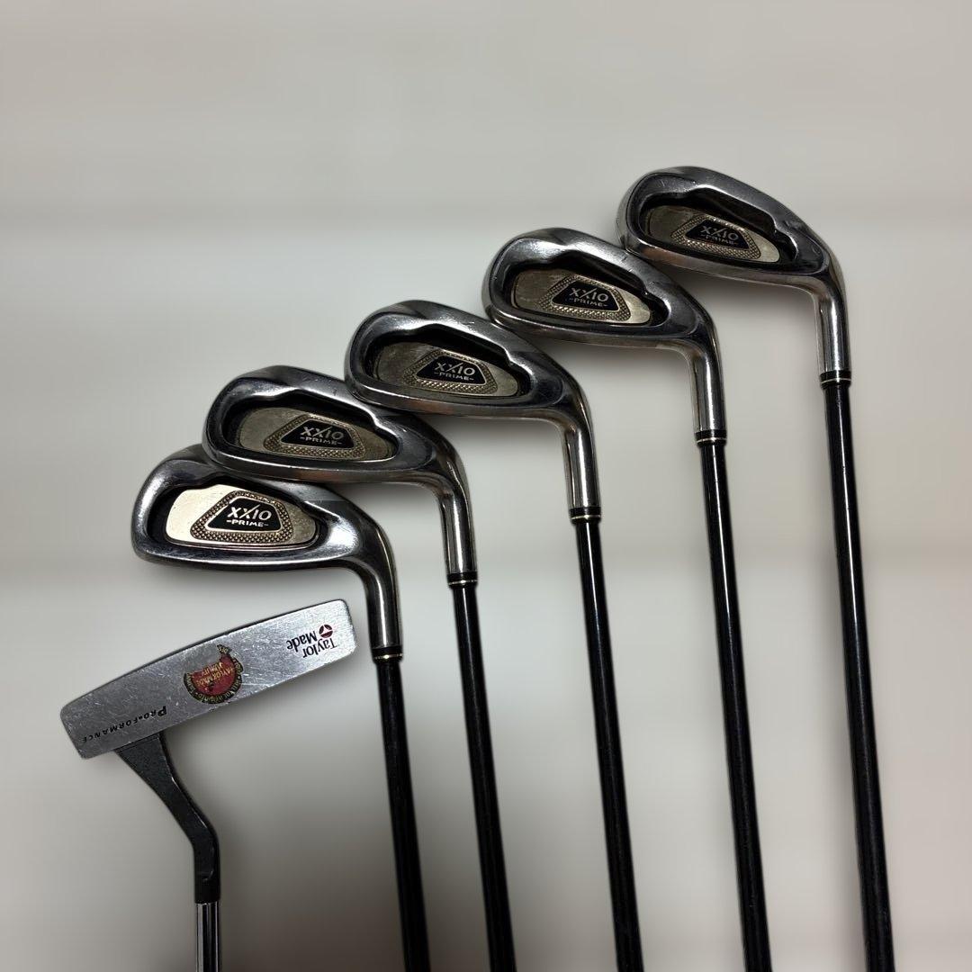 ゼクシオ　アイアン　テーラーメイドパター