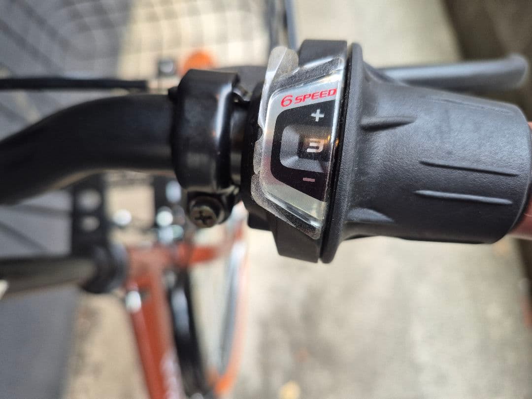 未使用に近い美品★ボルディ 折りたたみ自転車 シマノ製6段変速 26インチ★取説