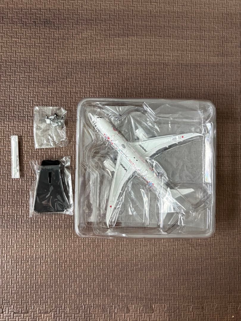Boeing 787-8 JAL JA823J ミャクミャクジェット1:400