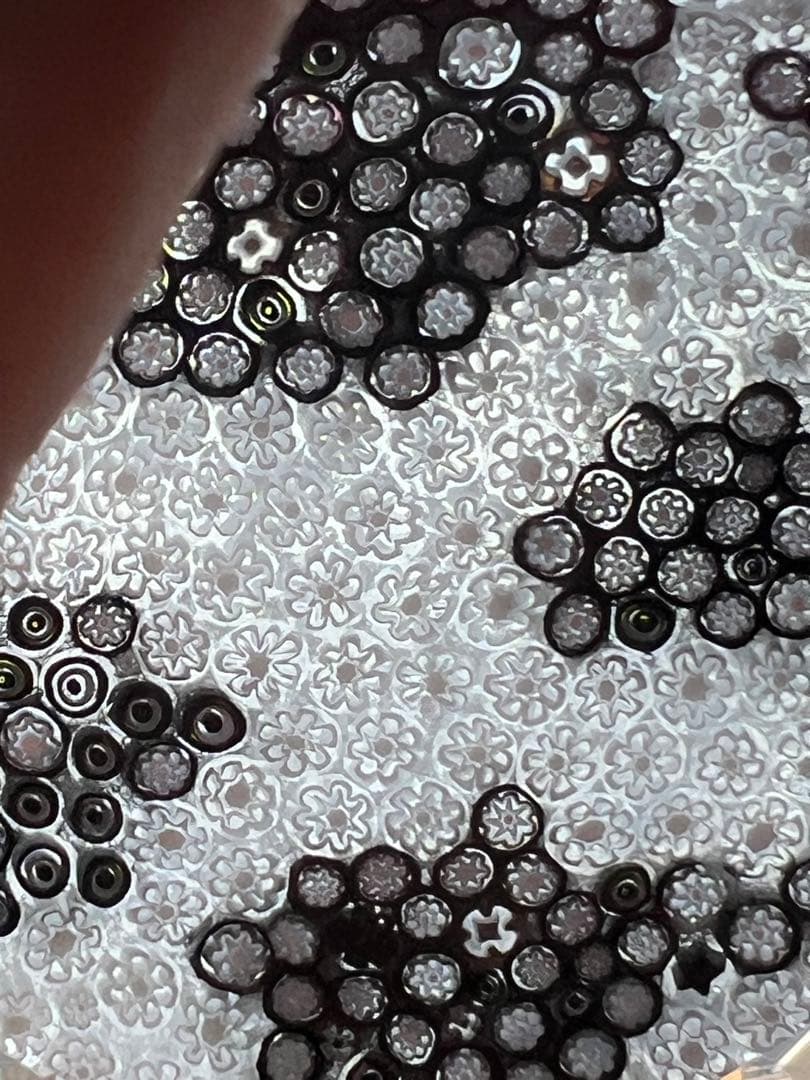 ベネチアンガラス ミルフィオリプレート　「月明かりの物語」と「牛柄」