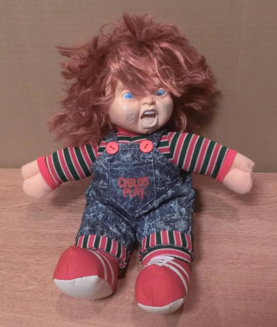 チャッキー人形