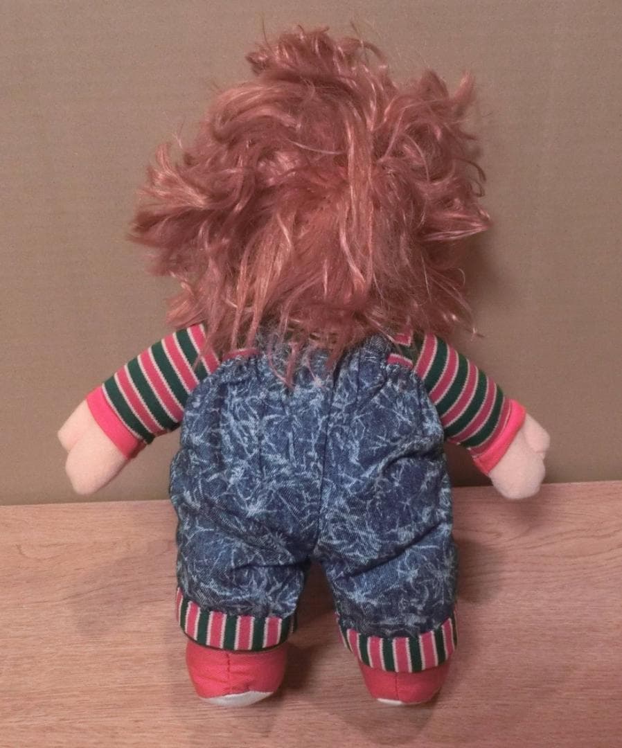 チャッキー人形