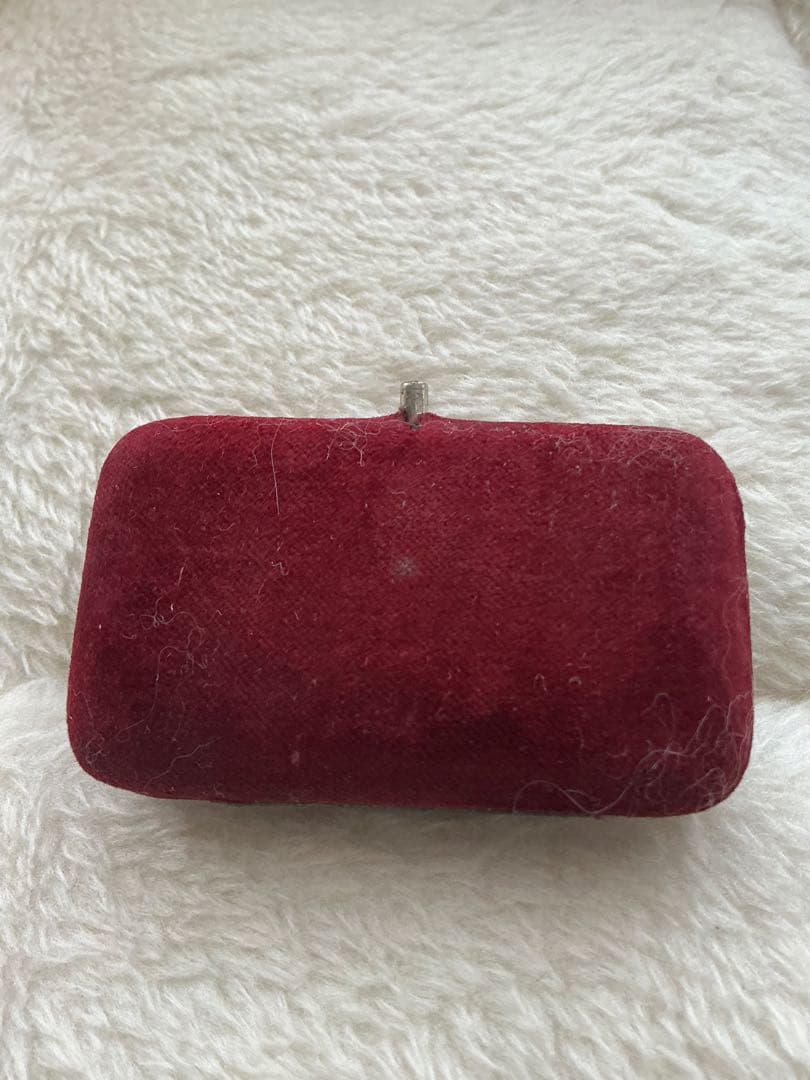 アンティークジュエリーボックス深紅のベルベットケース