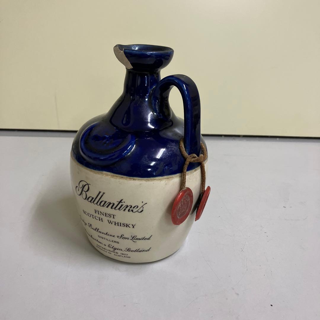 E壁 バランタイン陶器瓶 ウイスキー Whisky チャーム付き 古酒