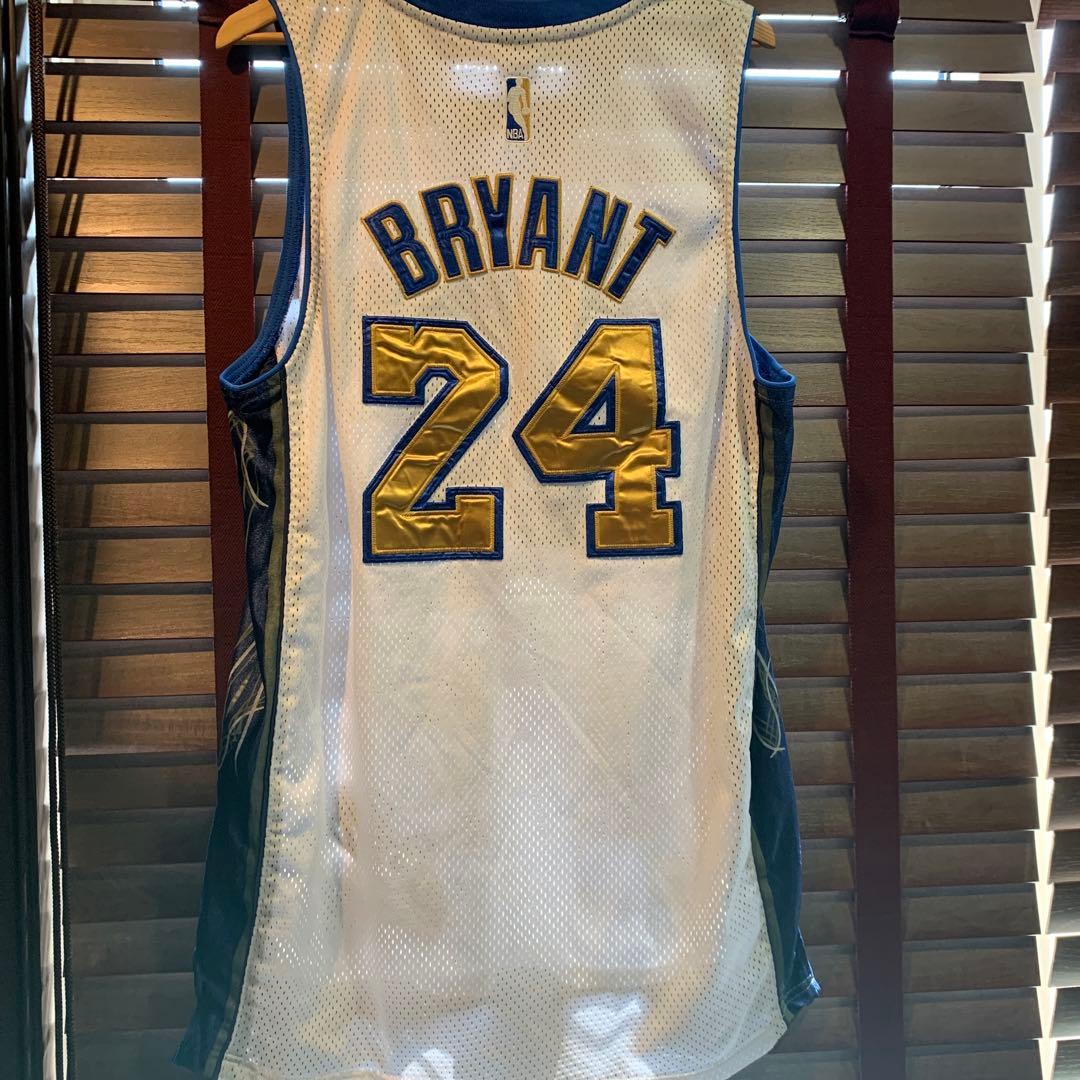 adidas LAKERS 24番COBYメッシュユニフォーム古着