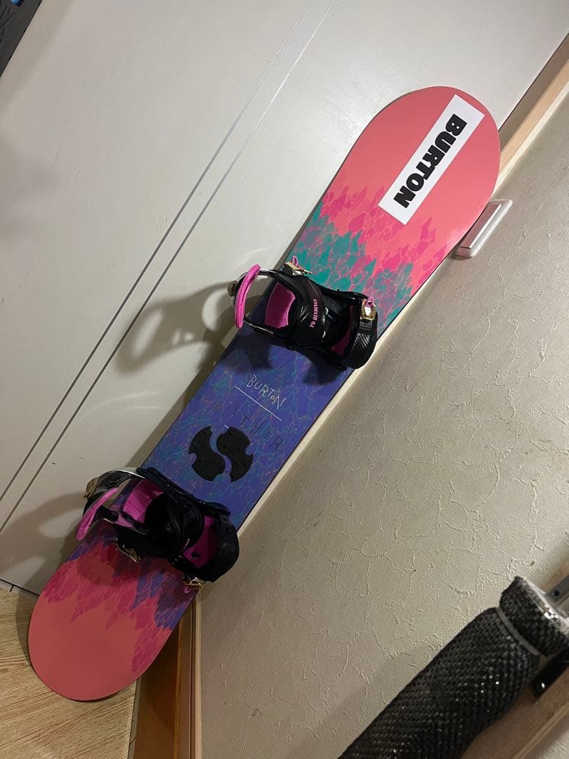 初中級者向けグラトリ、カービングボード！BURTON 140cm