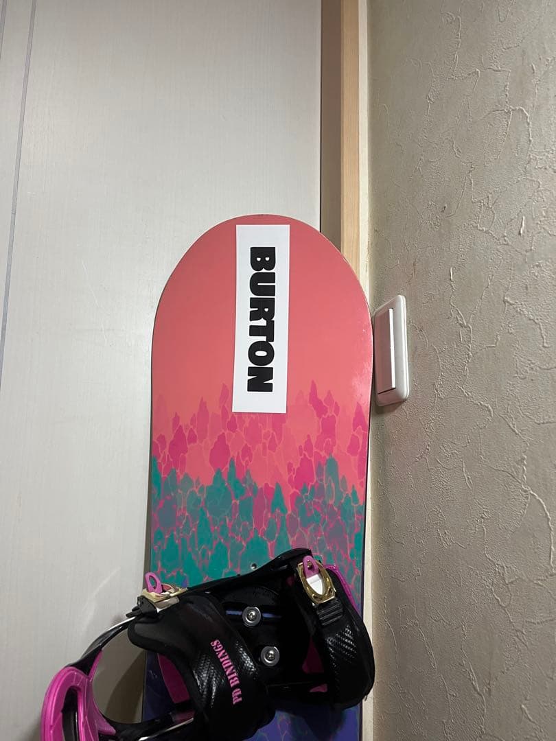 初中級者向けグラトリ、カービングボード！BURTON 140cm