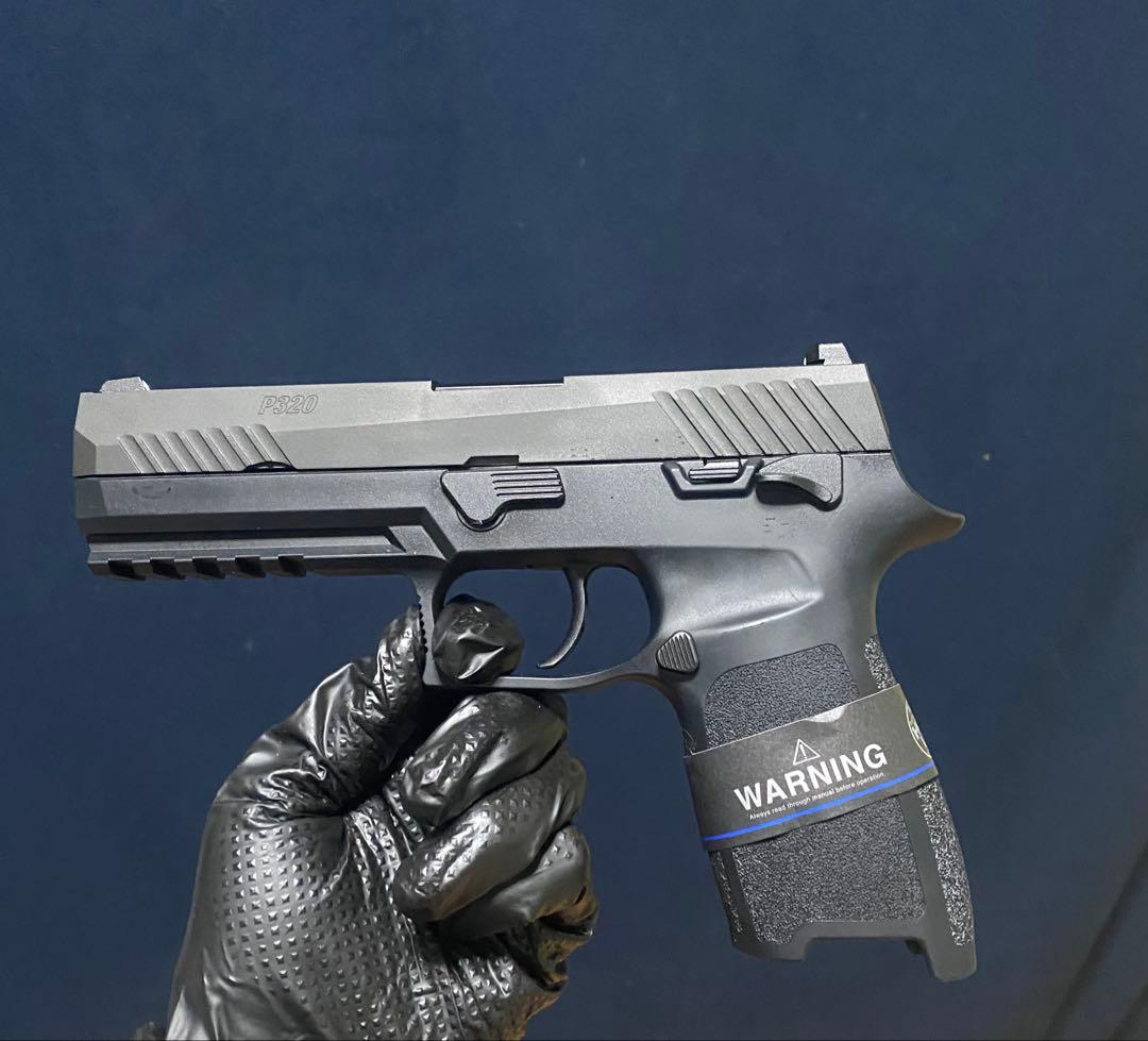 東京マルイ P320 FULL SIZE ガスガン　ホルスター付き