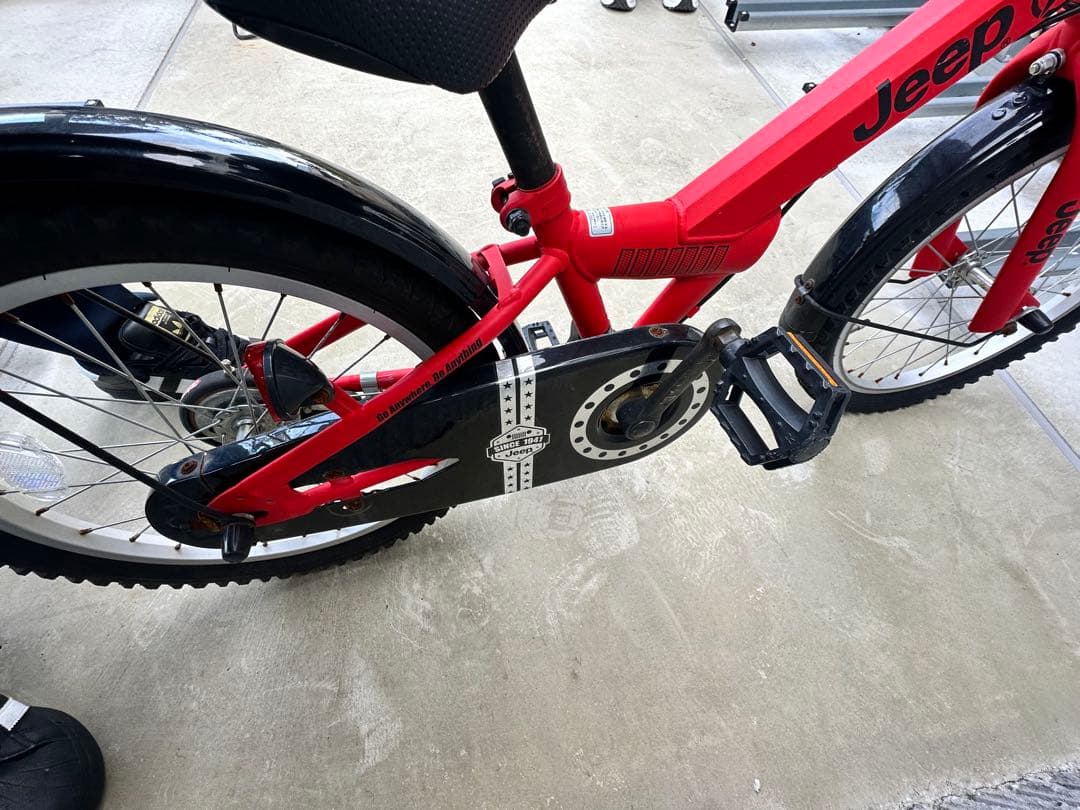 ジープJeep キッズバイク 18インチ 赤