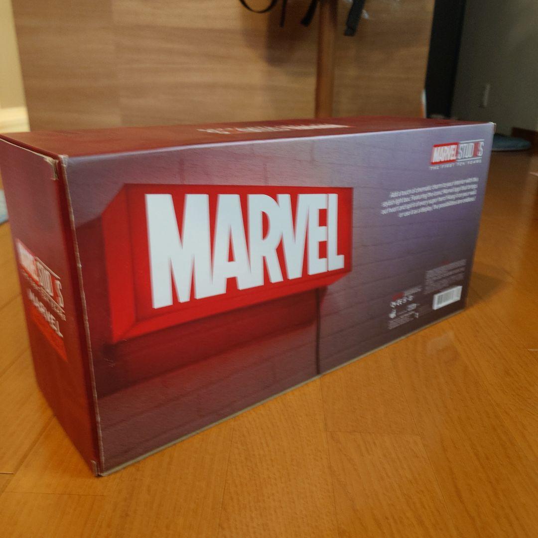 MARVELロゴライトボックス　10周年記念