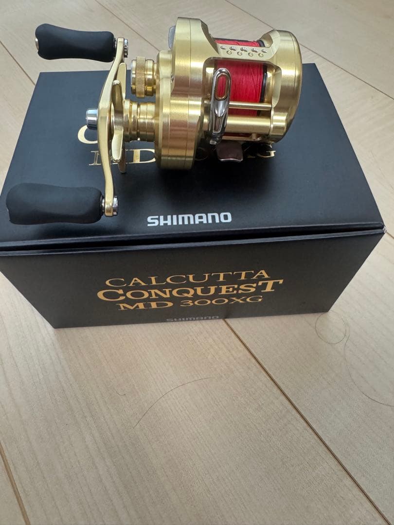 美品　シマノ カルカッタコンクエスト MD 300XG