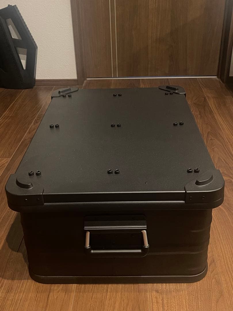 アルミニウム コンテナ パンドラ 46L ウォールナット天板　カスタム