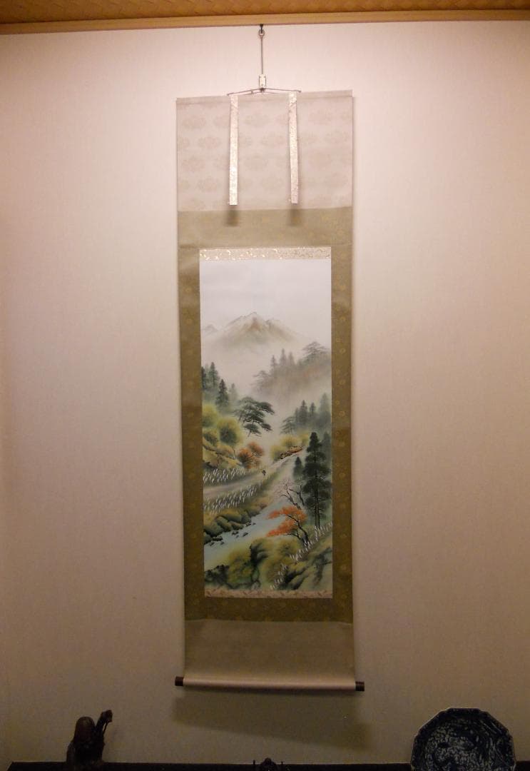 掛け軸 小川翠湖 彩色秋景 絹本 希少 軸装 茶道具 掛軸 美品 です。