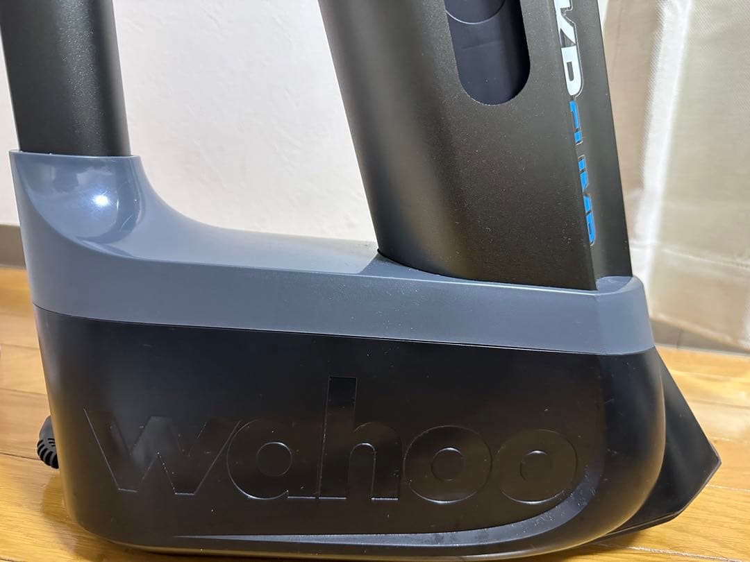 Wahoo KICKR CLIMB 傾斜調整機能