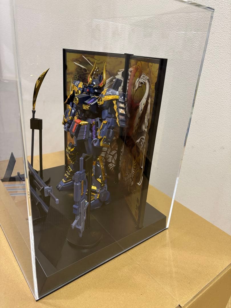 ガンプラ　MG 武者ガンダムMK-2 アクリルケース付き