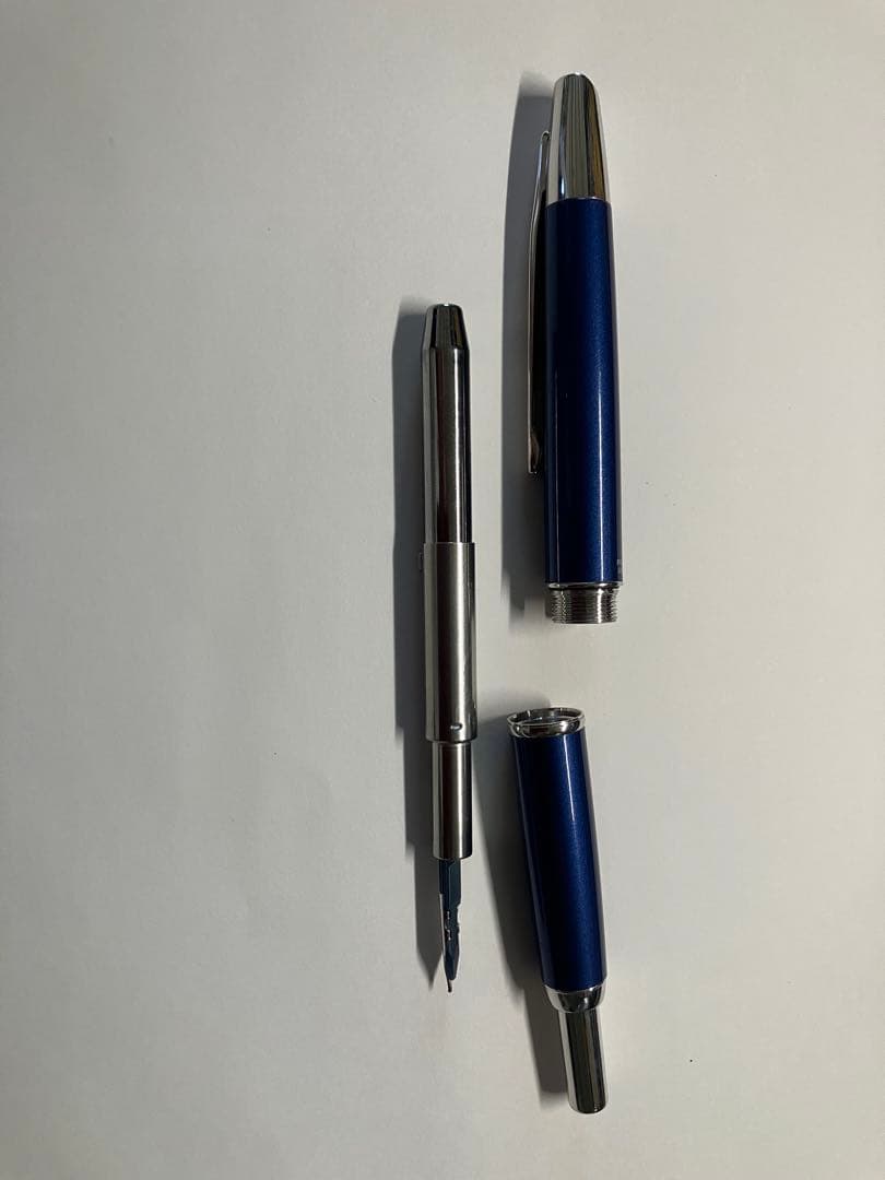 PILOT キャップレスデシモ　 万年筆 F（細）ダークブルーマイカ