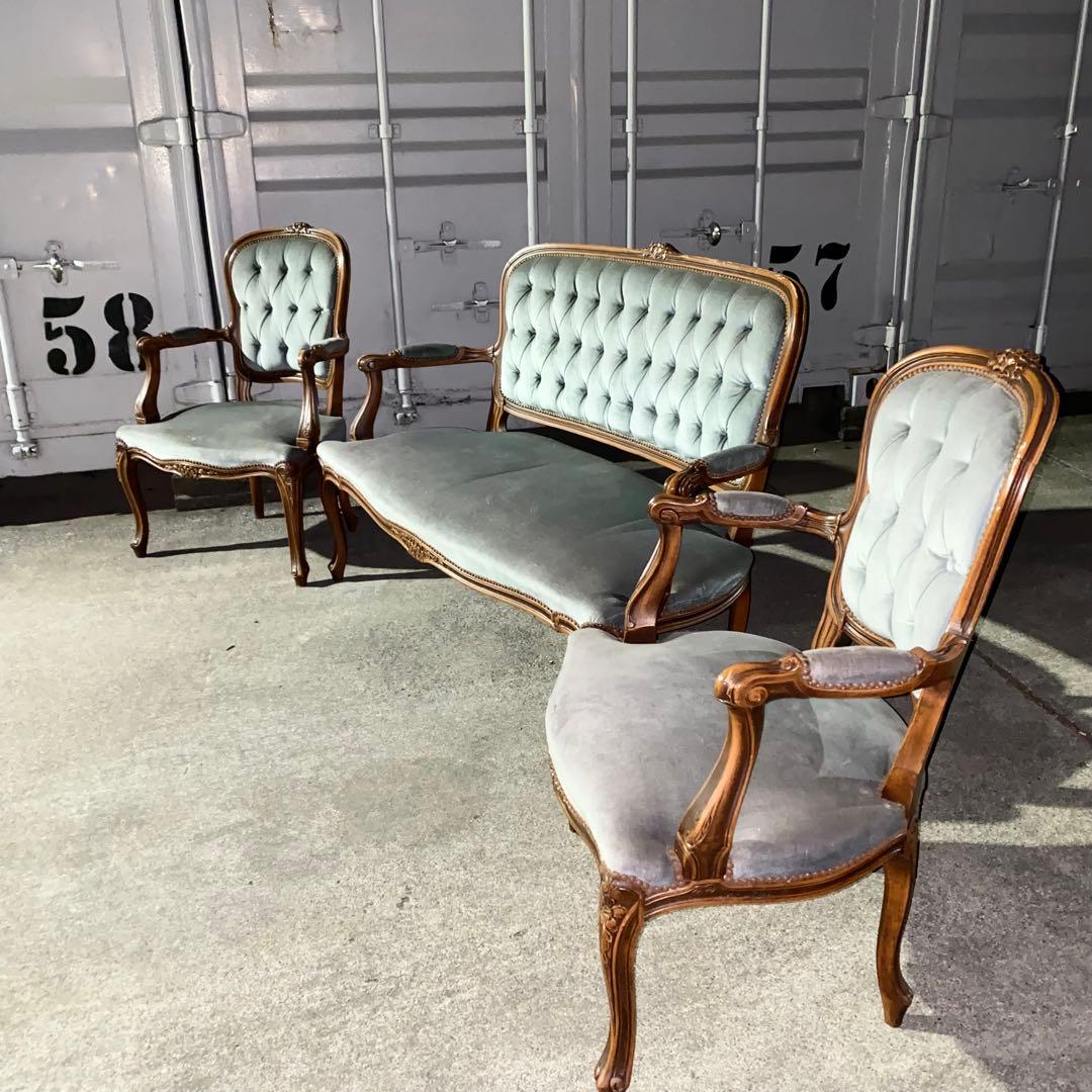 イタリア発！ロココ調 ブルーグレー ベルベット2人掛けソファ+チェア2脚セット