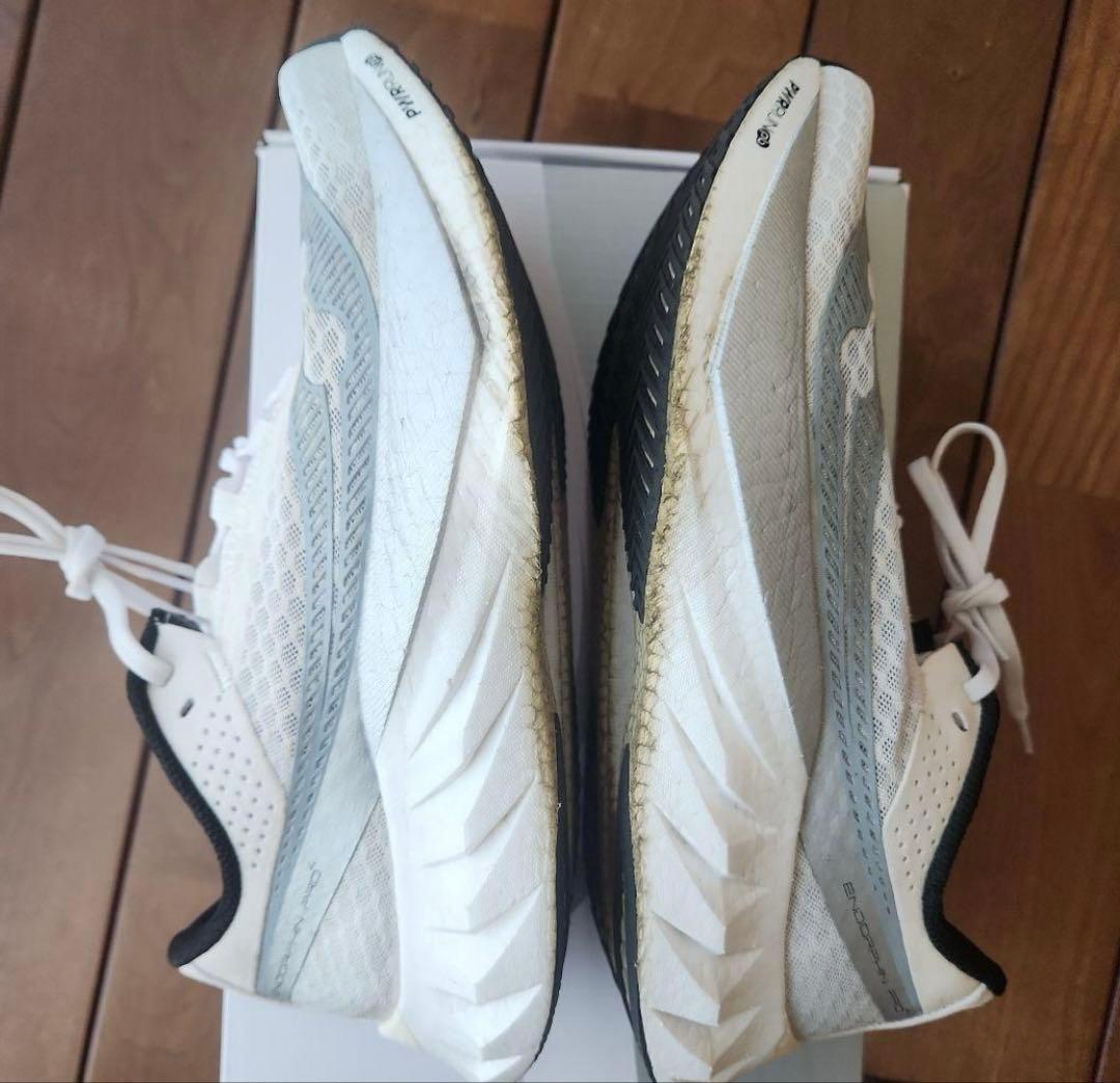 エンドルフィンプロ4 Saucony サッカニー 　26.5