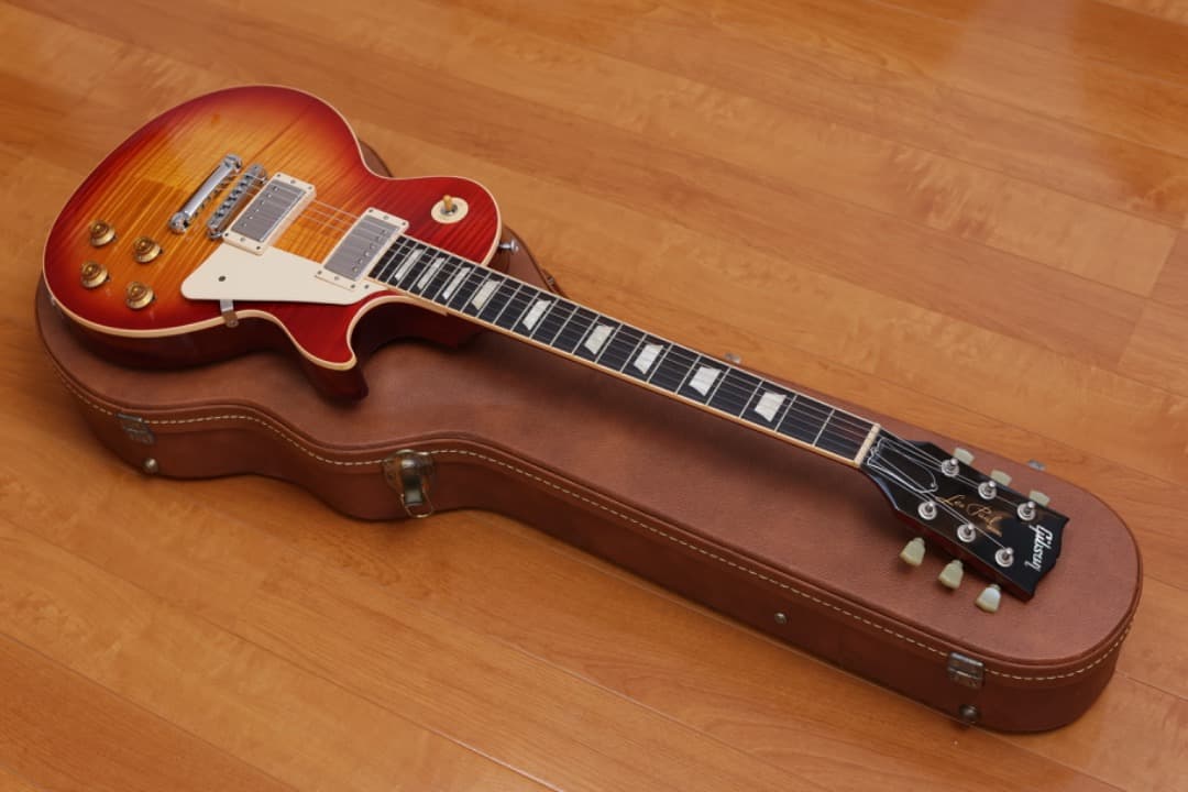 リベリオン　Gibson Les Paul Traditional
