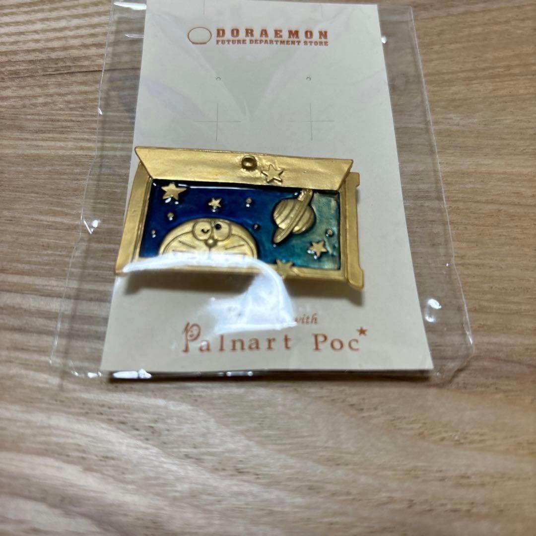 ドラえもん 1月限定特価パルナートポック ブローチ どこでもドア