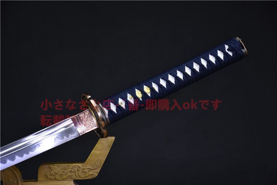 刀を押す 武具　刀装具　日本刀　模造刀   居合刀