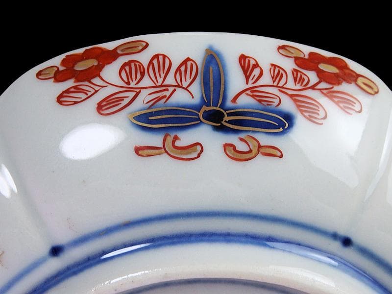 大聖寺伊万里　金襴手　菊に柘榴　松竹梅の図　輪花４寸皿２枚　E638AS-DCh