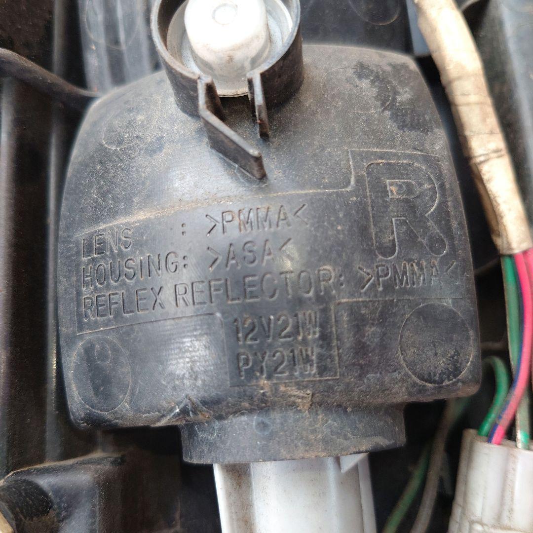 【純正】スズキ　エブリィDA64W テールランプ左右セット