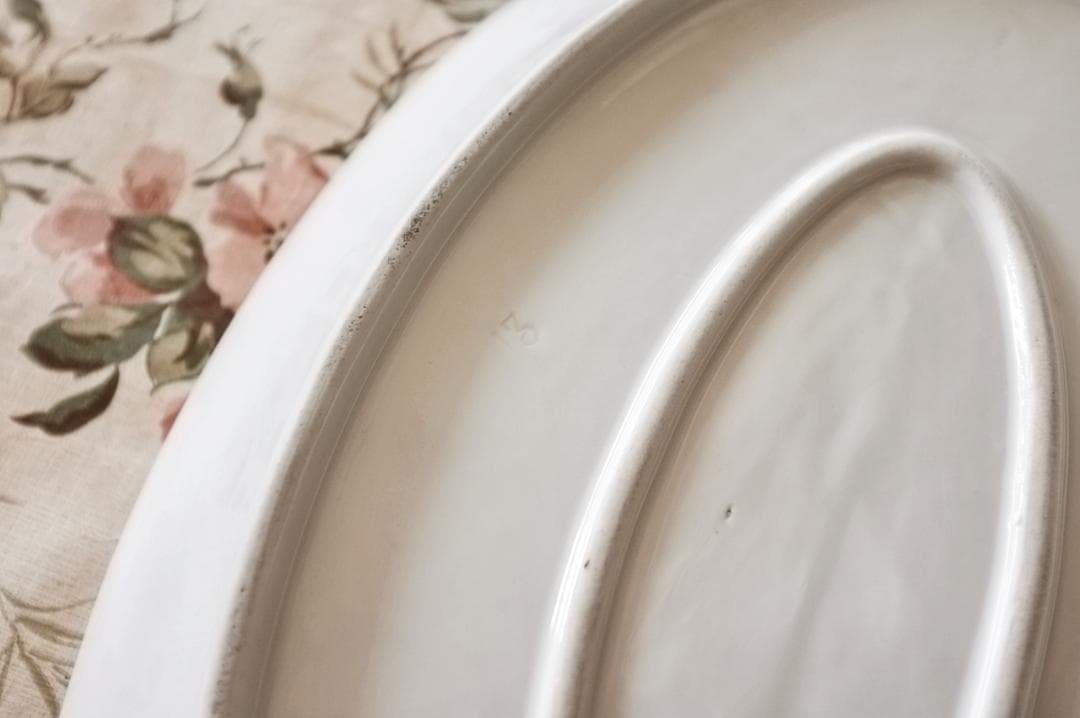 19世紀 フランス 36.5c 白の集約と重厚なオーバルプレートb アンティーク