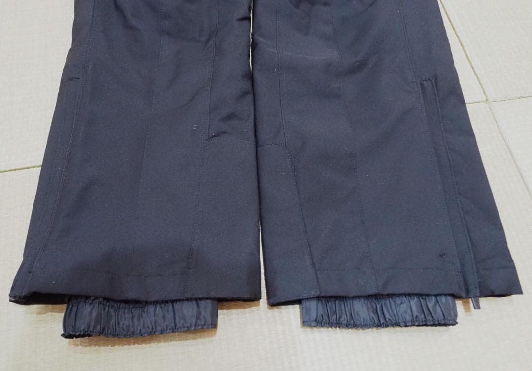 デサント　ビブパンツ　スキーウェア　中綿入り　ヒートナビ　黒　【美品】