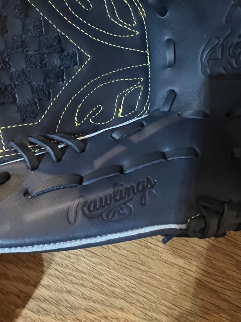 山﨑康晃グローブ　子ども用