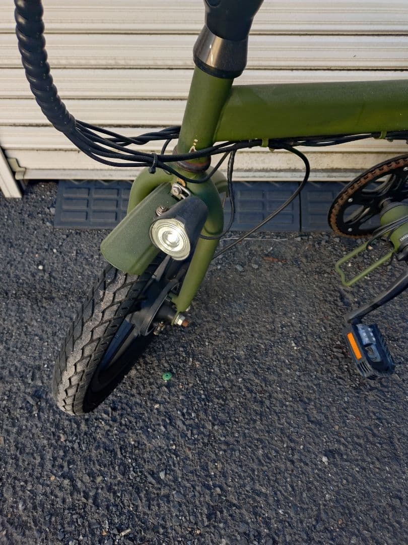 オリーブグリーン 電動アシスト　自転車　引き取り限定　路上禁止　大阪南部