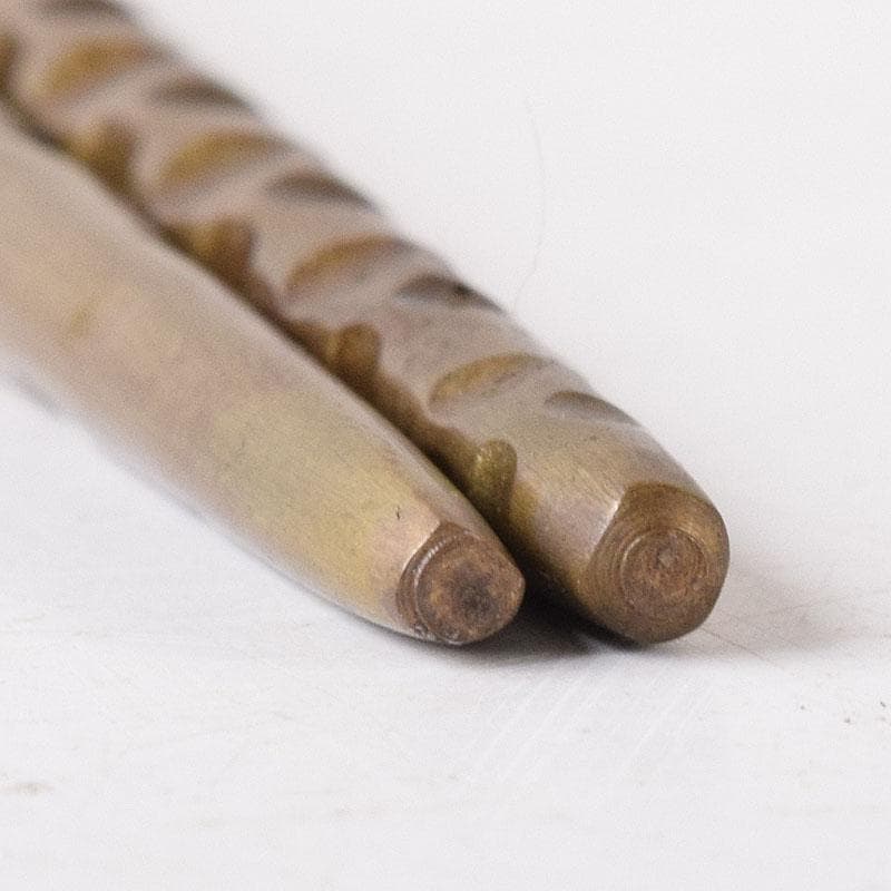 金工師　木村清五郎（清雲）造　黄銅　菊頭　四方すかし飾　火箸　共箱　CR8195